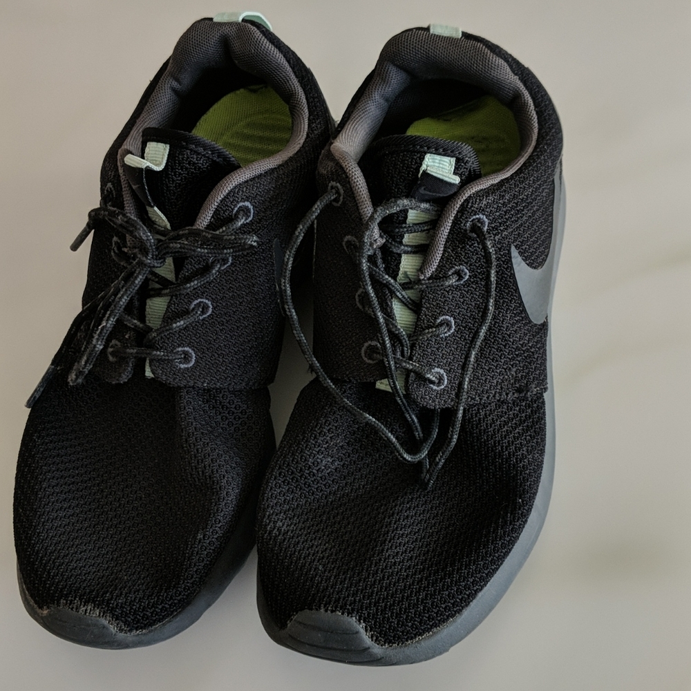 Nike Sneakers Size 7.5